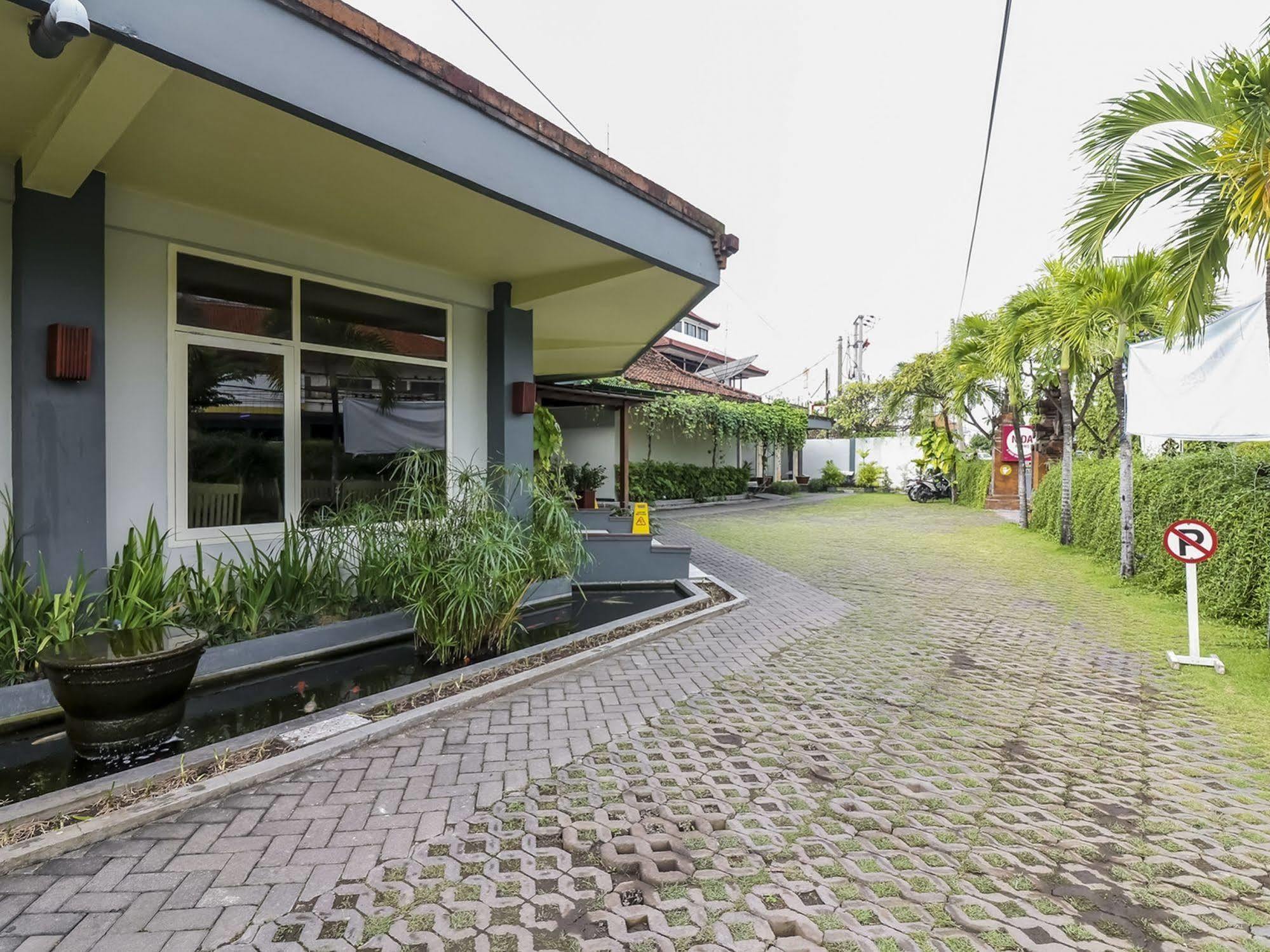 The Yani Hotel Bali Pesanggaran Exteriör bild